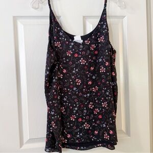 R Essentials Black Floral Camisole Romantic Grunge & Y2K XL V-Neck